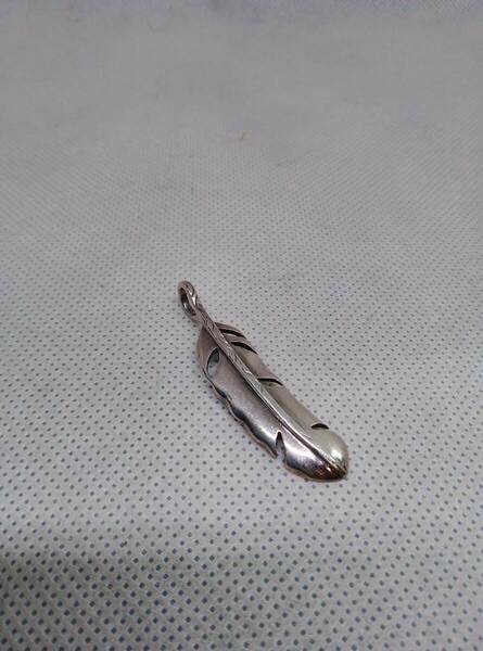 シルバー925 フェザー 唐草 約4cm ペンダントトップ インディアンジュエリー