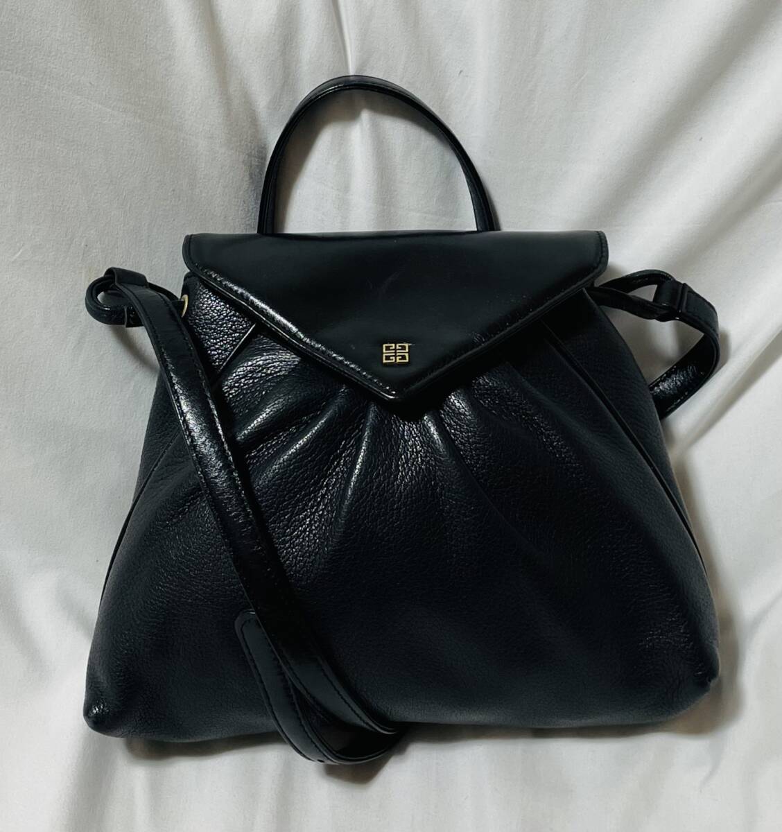 2025年最新】Yahoo!オークション -givenchy(ジバンシー)☆レザー 2025年最新】Yahoo!オークション -givenchy(ジバンシー)☆レザー