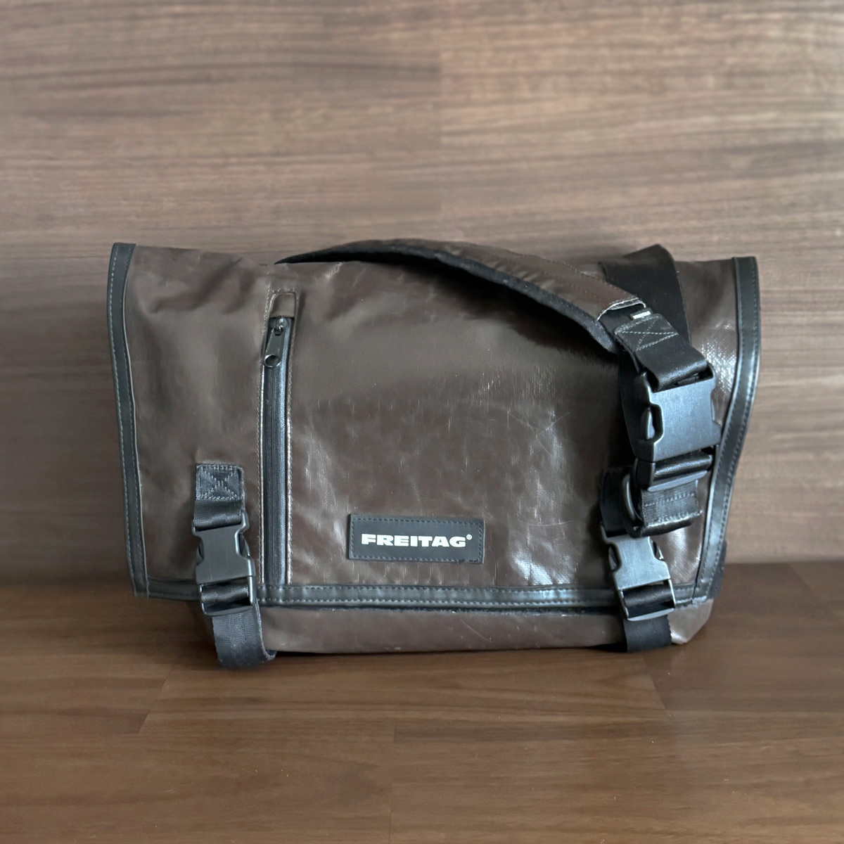 Yahoo!オークション -「freitag フライターグ joe」の落札相場 Yahoo!オークション -「freitag フライターグ joe」の落札相場