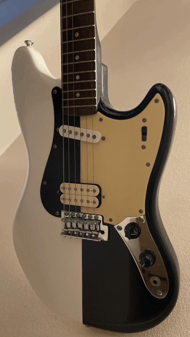Yahoo!オークション -「squier cyclone」(本体) (エレキギター Yahoo!オークション -「squier cyclone」(本体) (エレキギター