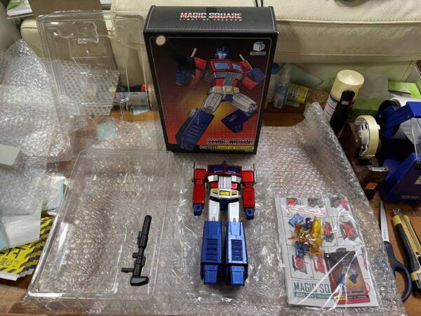 MS TOYS LIGHT OF FREEDOM メッキ塗装限定版 コンボイ Optimus Prime 完品 傷有(画像参照) MAGIC SQUARE 送料無料 同梱可
