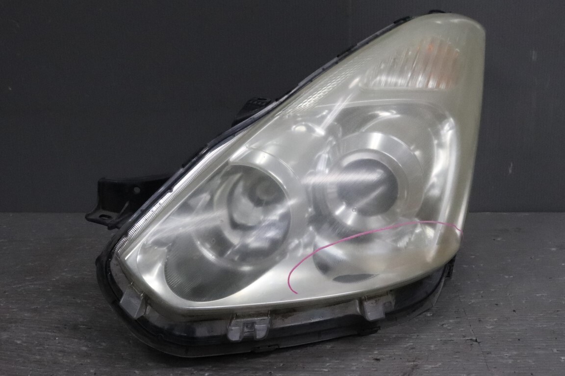 トヨタ ウィッシュ ZNE14 HID 左ヘッドライト - メルカリ