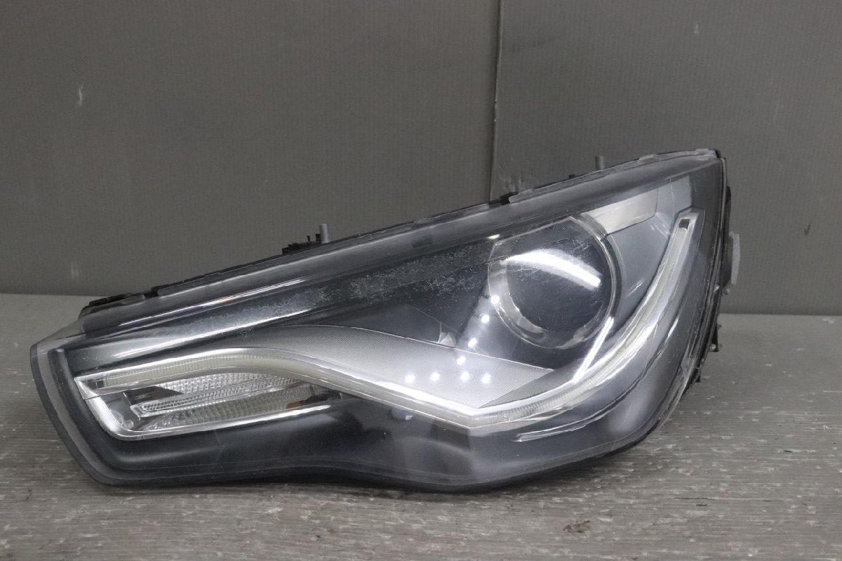★良品★ アウディ A1 8X 前期 純正 左 ヘッドライト HID 【8X0 941 005】 (n041139)