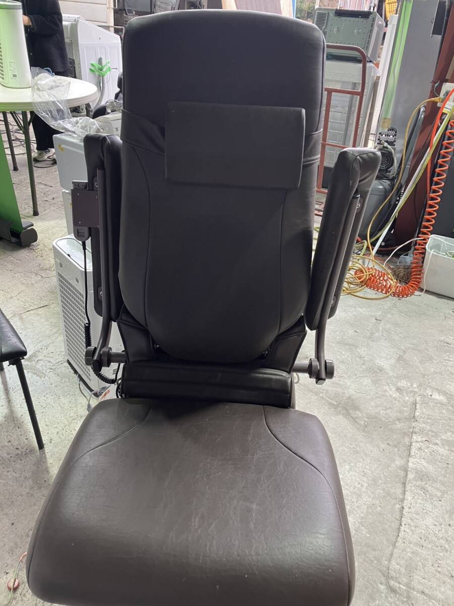 【中古品】キシ・エンジニアリング 昇降座椅子 KC200 ゆうゆう 介護用品 中古品】キシ・エンジニアリング 昇降座椅子 KC200 ゆうゆう