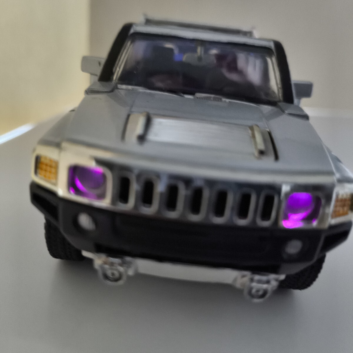 Diecast model cars Hummer H3 1/18 Hot Wheels suv yellow