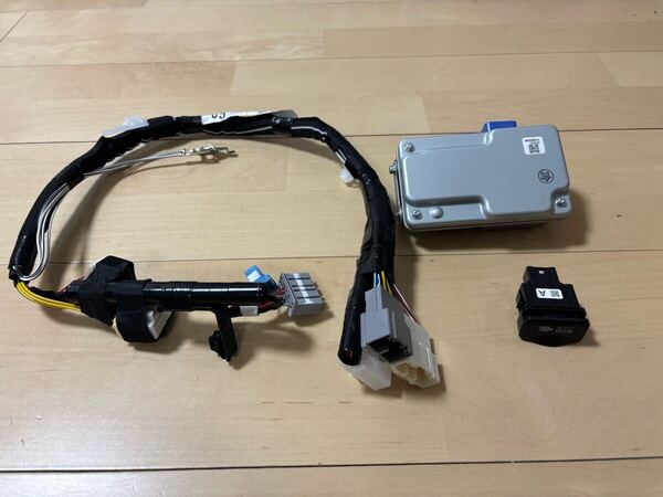 【未使用品】30アルファード /ヴェルファイア ボルテージインバータ ハーネス ソケットセット 100V電源 後付け ポン付け トヨタ純正部品