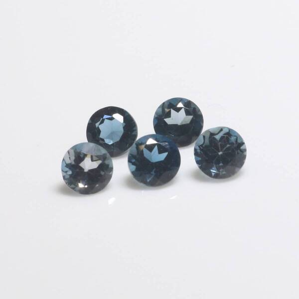 ロンドンブルートパーズ 5mmラウンド 5個 3.15ct