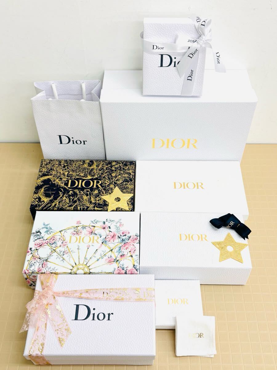 Yahoo!オークション -「空箱」(ディオール) (て)の落札相場 Yahoo!オークション -「空箱」(ディオール) (て)の落札相場