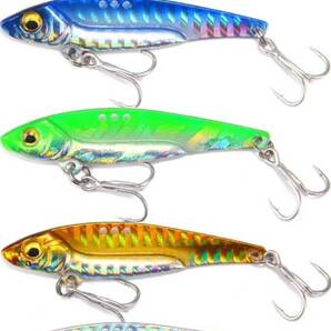 ルアー 5色セット 8g 5.0cm シーバス ヒラメ コチ 青物 根魚 メタルバイブレーション 3Dアイ トレブルフック 釣具