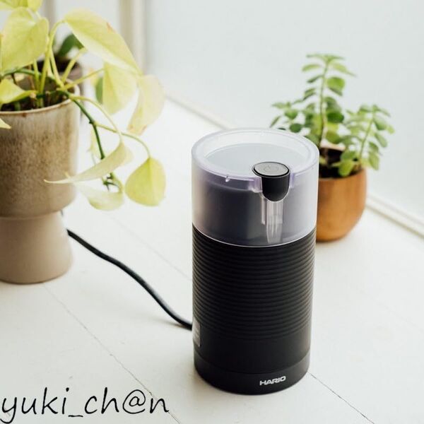 コーヒーミル ブラック 粒度調整が簡単 大容量&使いやすい設計 高品質素材で耐久性 電動コーヒーミル・スイッチ 70g