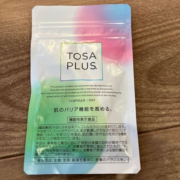 乾燥しがちな方の肌のバリア機能を高める機能性表示食品 TOSAPLUS セラミド プラセンタ ツバメの巣 ヒアルロン酸 200倍濃縮アロエ 美容成分