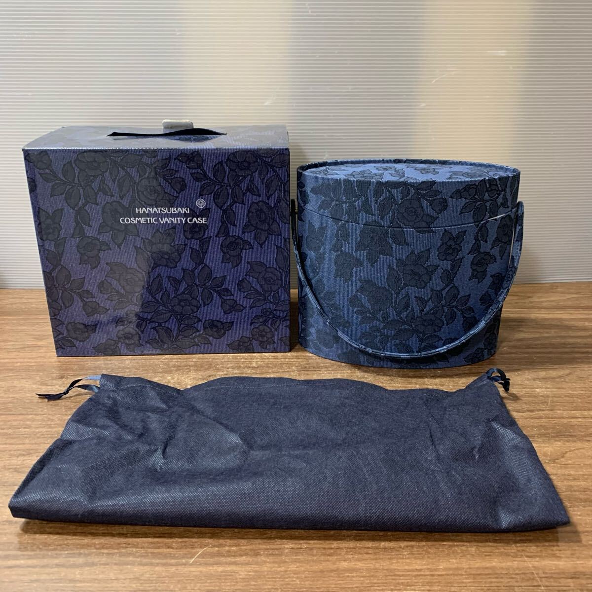 Yahoo!オークション -「非売品メイクボックス」の落札相場・落札価格 Yahoo!オークション -「非売品メイクボックス」の落札相場・落札価格