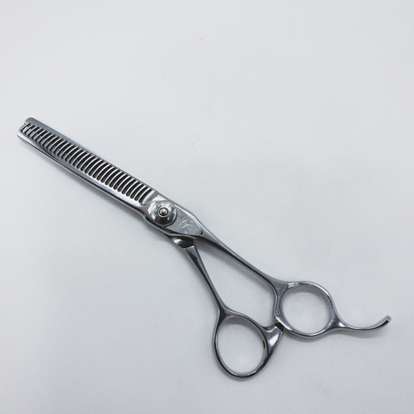 【ナルトシザーズ ナルトシザーNARUTO SCISSORS】二梳きヘネシーラムールS31 シザー セニング 美容ハサミ 約20~25% 5.8インチ 中古 sc1570