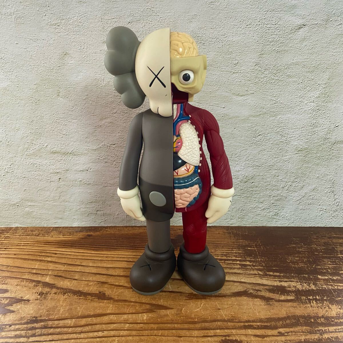 2025年最新】Yahoo!オークション -カウズ kaws フィギュア 2025年最新】Yahoo!オークション -カウズ kaws フィギュア