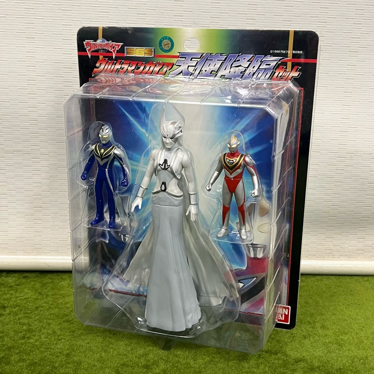 Yahoo!オークション -「天使降臨セット」(ウルトラマン) (特撮 Yahoo!オークション -「天使降臨セット」(ウルトラマン) (特撮