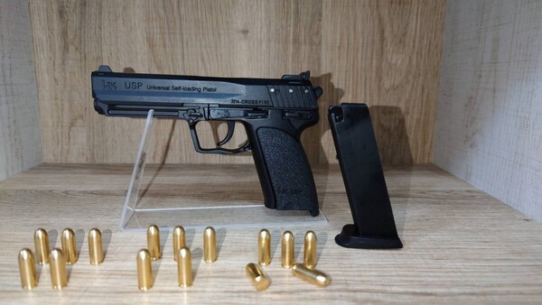 1/2スケール ミニチュアモデルガン USP ブラック セット