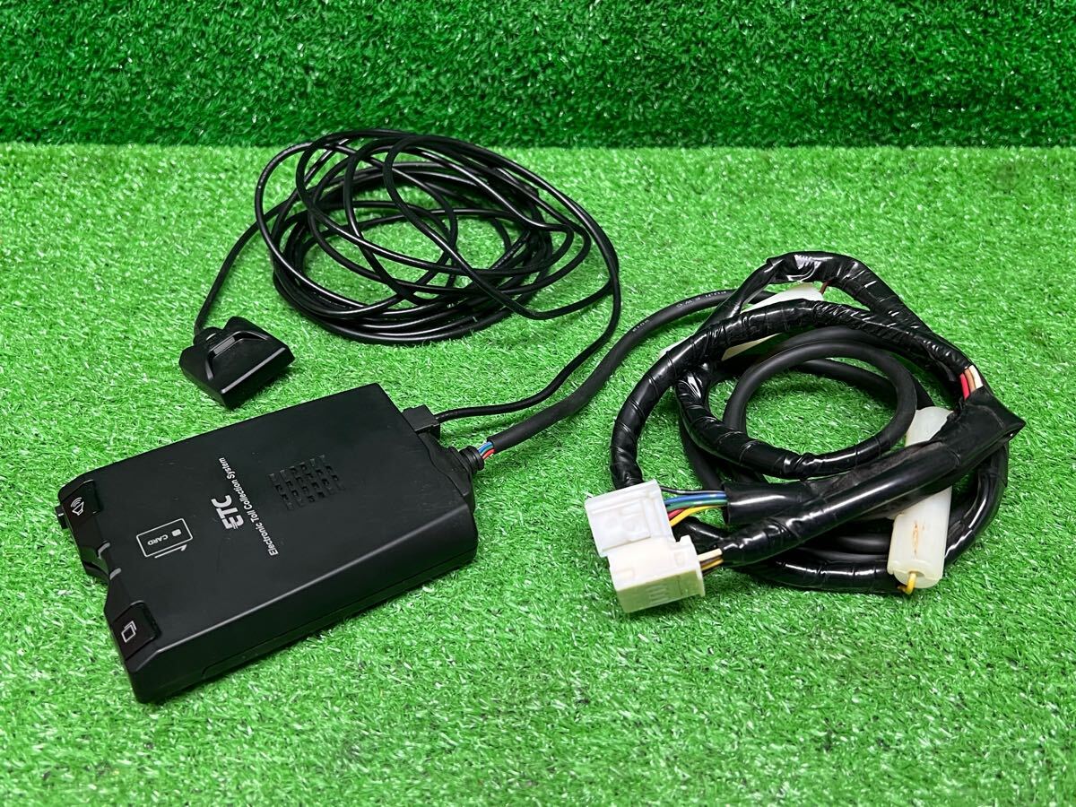 ダイハツ 純正 ビルトイン ETC車載器 08685-K9032 DIU-6201 新