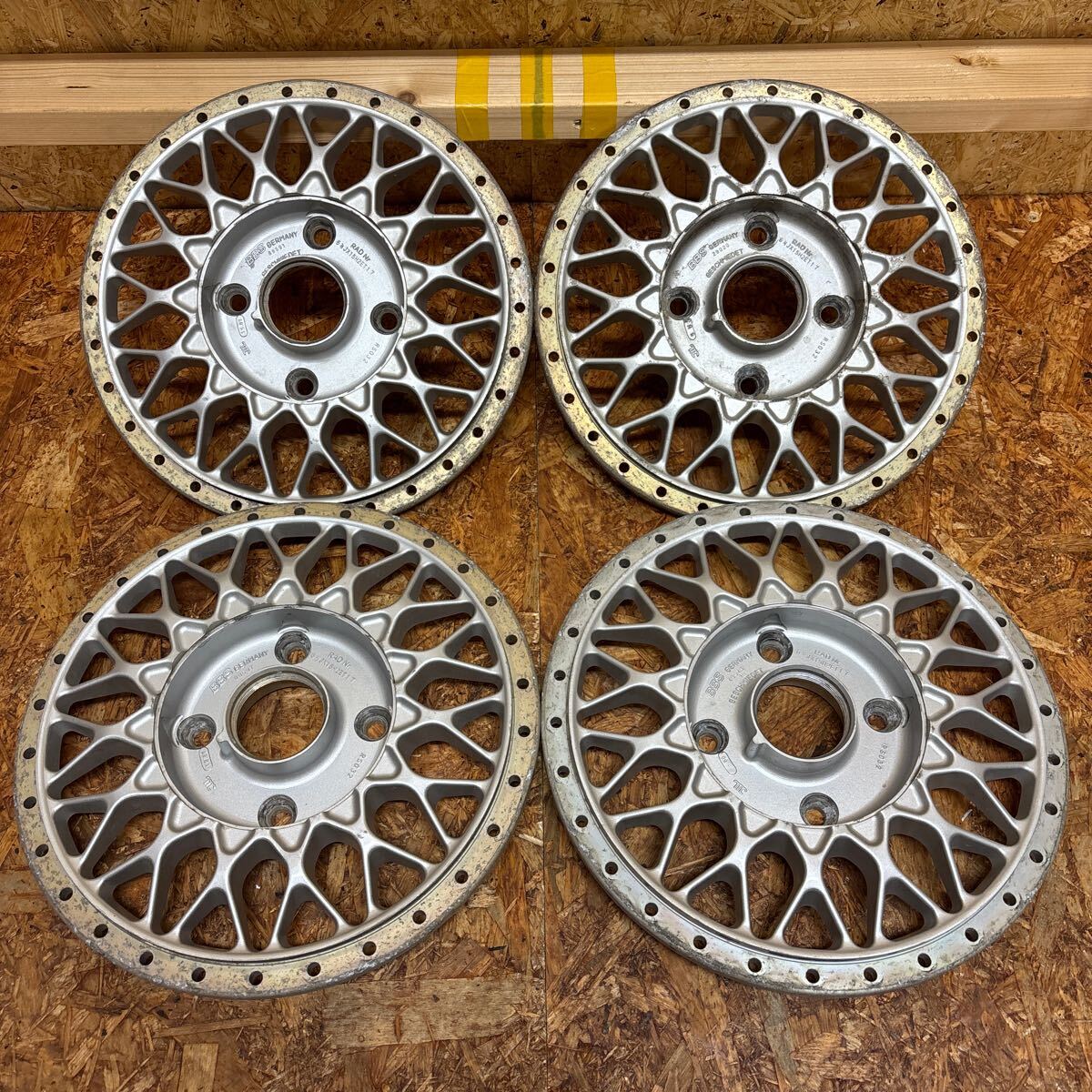 送料込☆BBS RS032 15x6.5J+17 PCD114.3-4H 4本 JDM BBS RS032 15x6.5J/PCD114.3/4H/ET+17/ 15 inch aluminum