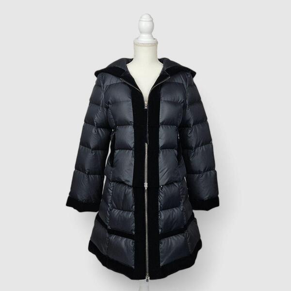 【美品】フォクシー ダウンコート 2way フード ベロア ロング丈 40 FOXEY ブラック 黒 切り替え エレガントダウン ダウン