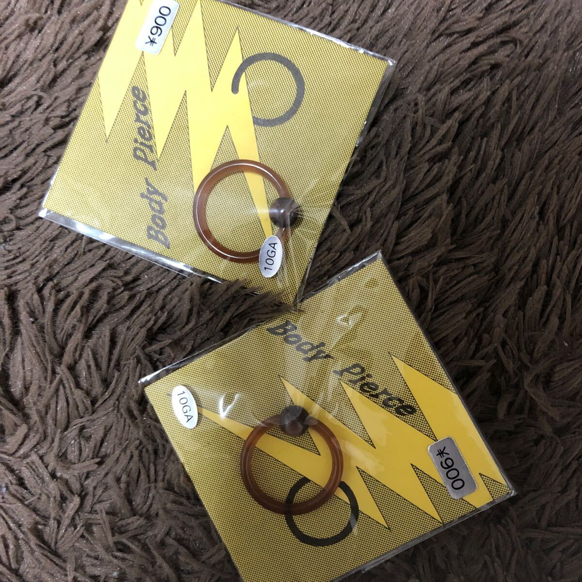 BODY PIERCE ボディピアス　2つセット　10GA(2.5mm）アクリル