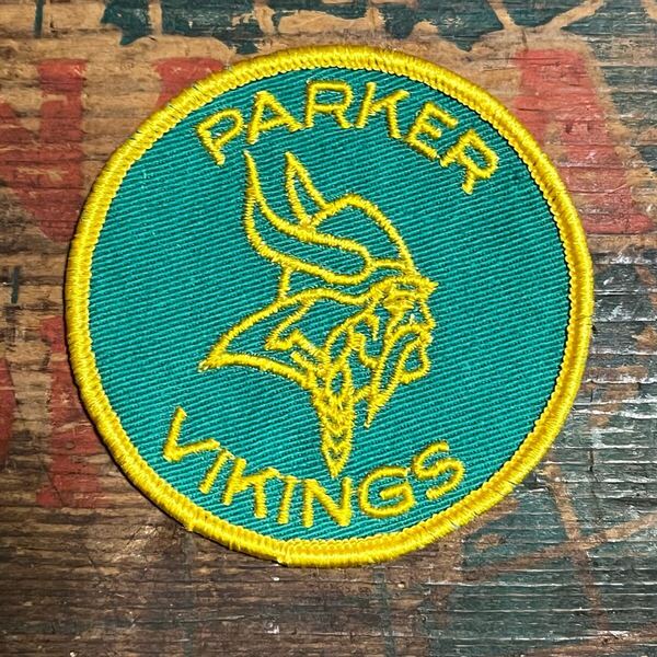 【USA vintage】ワッペン PARKER VIKINGS ハイスクール フットボールチーム ロゴ アメリカ ビンテージ