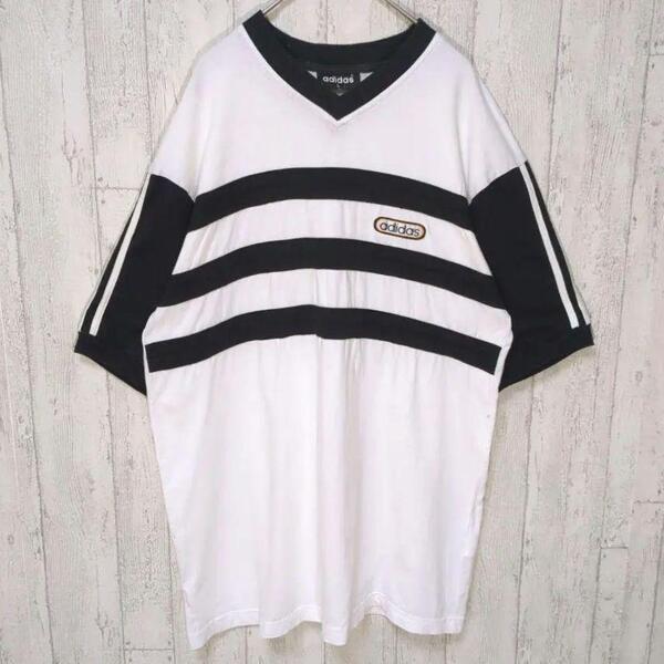 adidas ビンテージTシャツ 90s スリーライン 万国旗 Vネック #h781