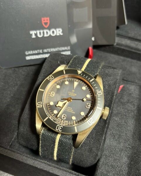 TUDOR(チューダー)ブラックベイ ブロンズ 79250BA スレートグレー ブロンズ 美品 純正BOX / ギャランティ / 取扱説明書 / 冊子