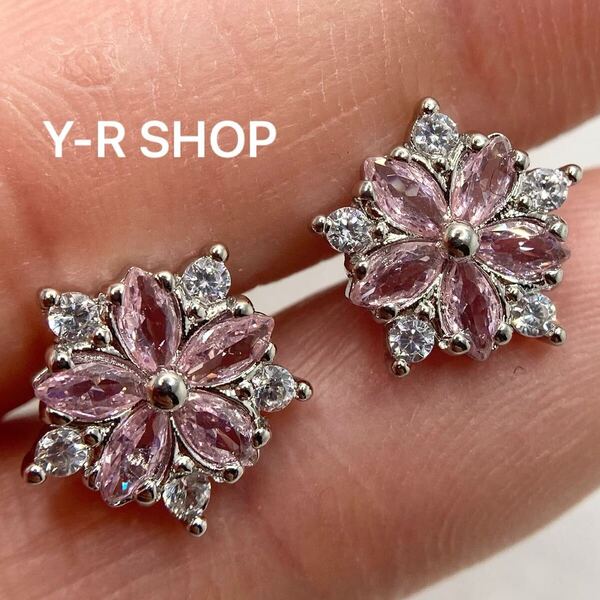 ピンクトパーズとホワイトトパーズのお花デザインピアス★レディースシルバーアクセサリーキュービックジルコニア新品Y-RSHOPプレゼント