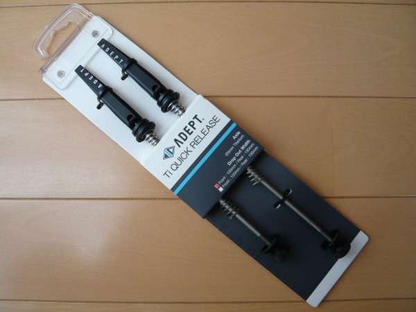 ★ ADEPT アデプト チタン クイックレリーズ TITANIUM QR ブラック BLACK F100/R130mm用 Road ロード