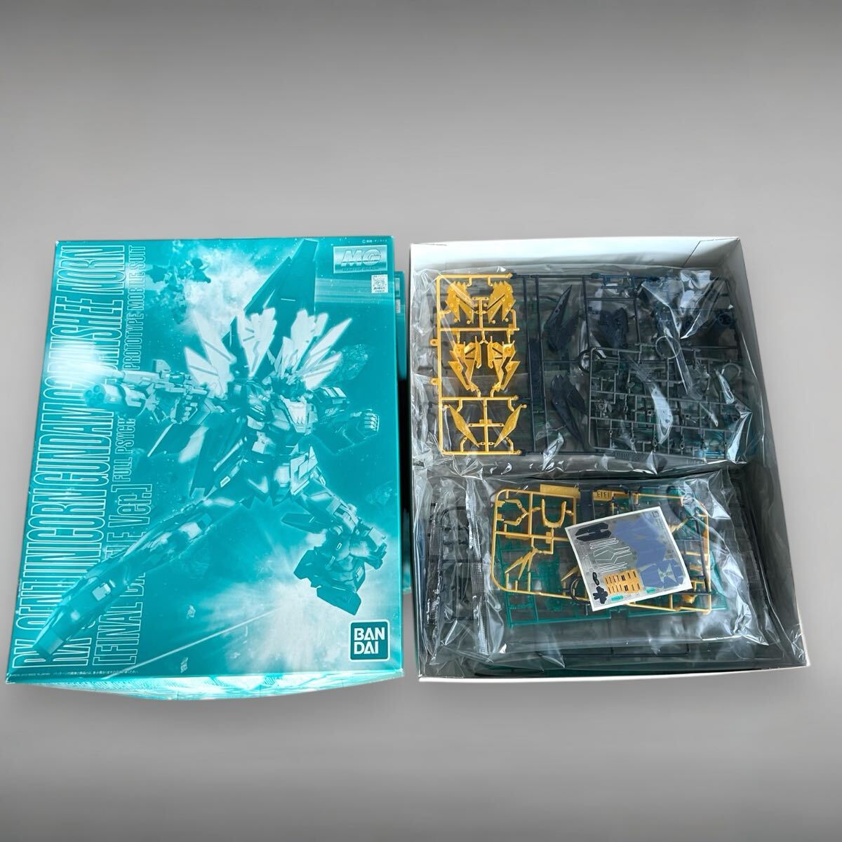 Yahoo!オークション -「mg バンシィ (pb プレバン プレミアム