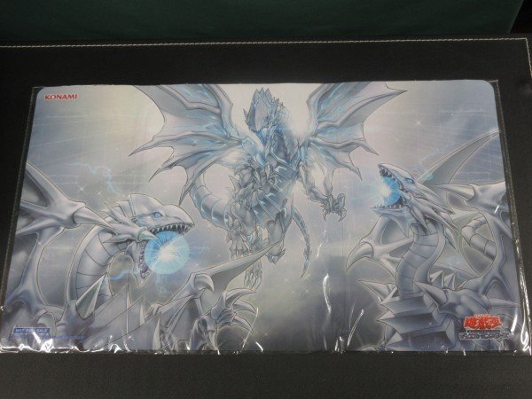 遊戯王 プレイマット 青眼 遊戯王の日 - メルカリ
