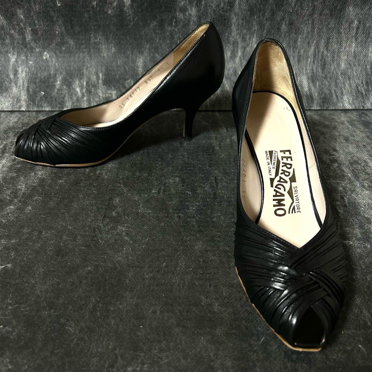 2025年最新】Yahoo!オークション - FERRAGAMO(22.0cm以下 2025年最新】Yahoo!オークション - FERRAGAMO(22.0cm以下