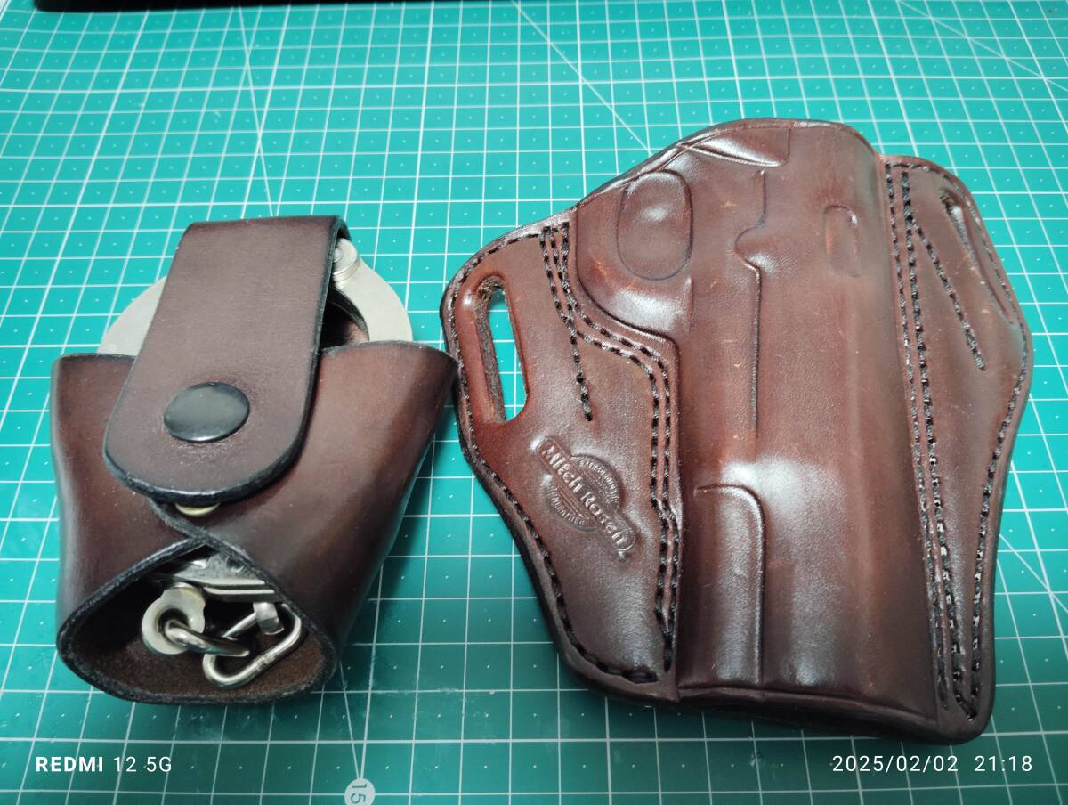 Yahoo!オークション -「手錠ケース」(ホビー、カルチャー) の