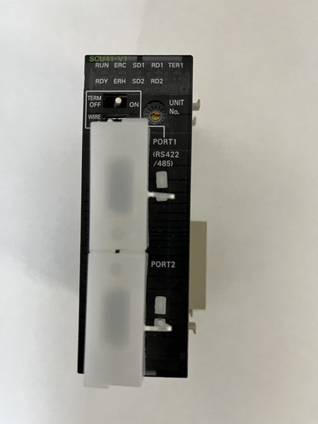 未使用・箱無し オムロン形CJ1W-SCU41-v1 Vr.1.3 シリアル・コミュニケーション・ユニットRS-232C RS-422/485