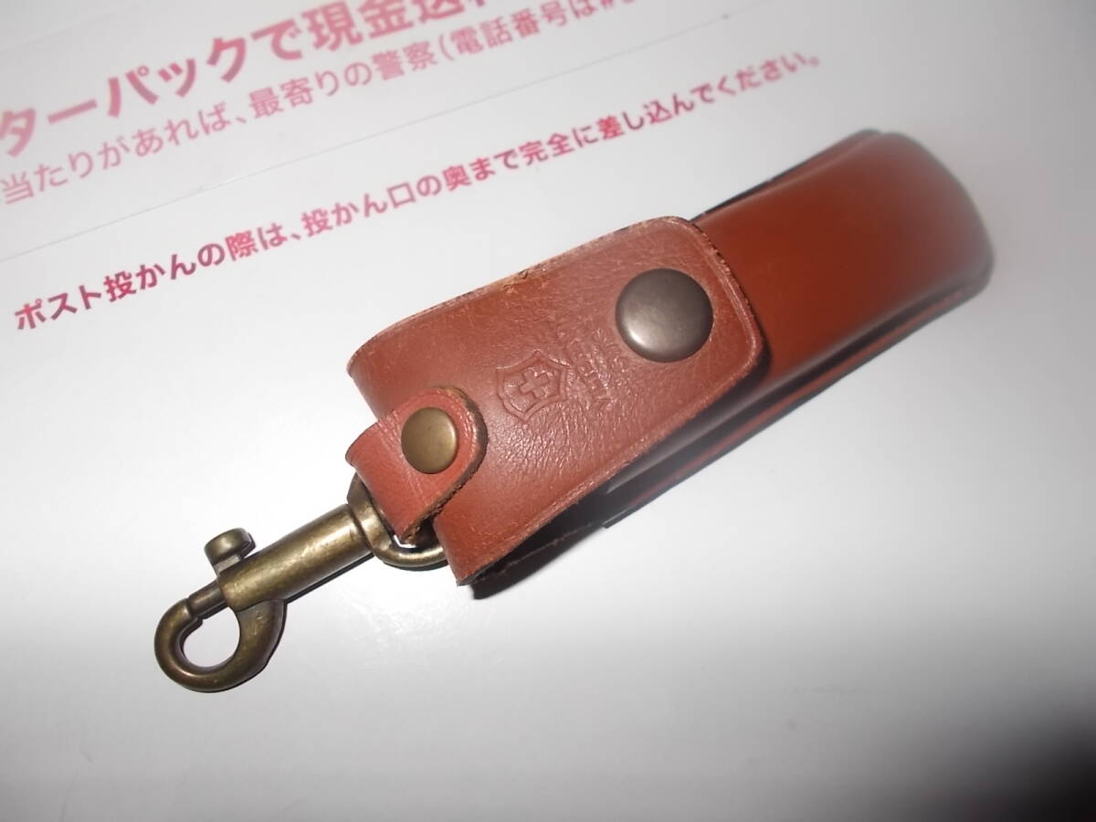 Yahoo!オークション -「ビクトリノックス レザーケース」の落札