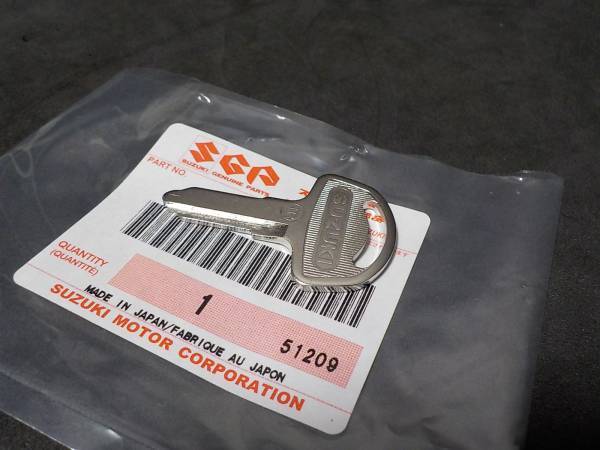 GN125 ブランクキー 純正新品 TS125 RG250 X7 スズキ スペアキー 合鍵
