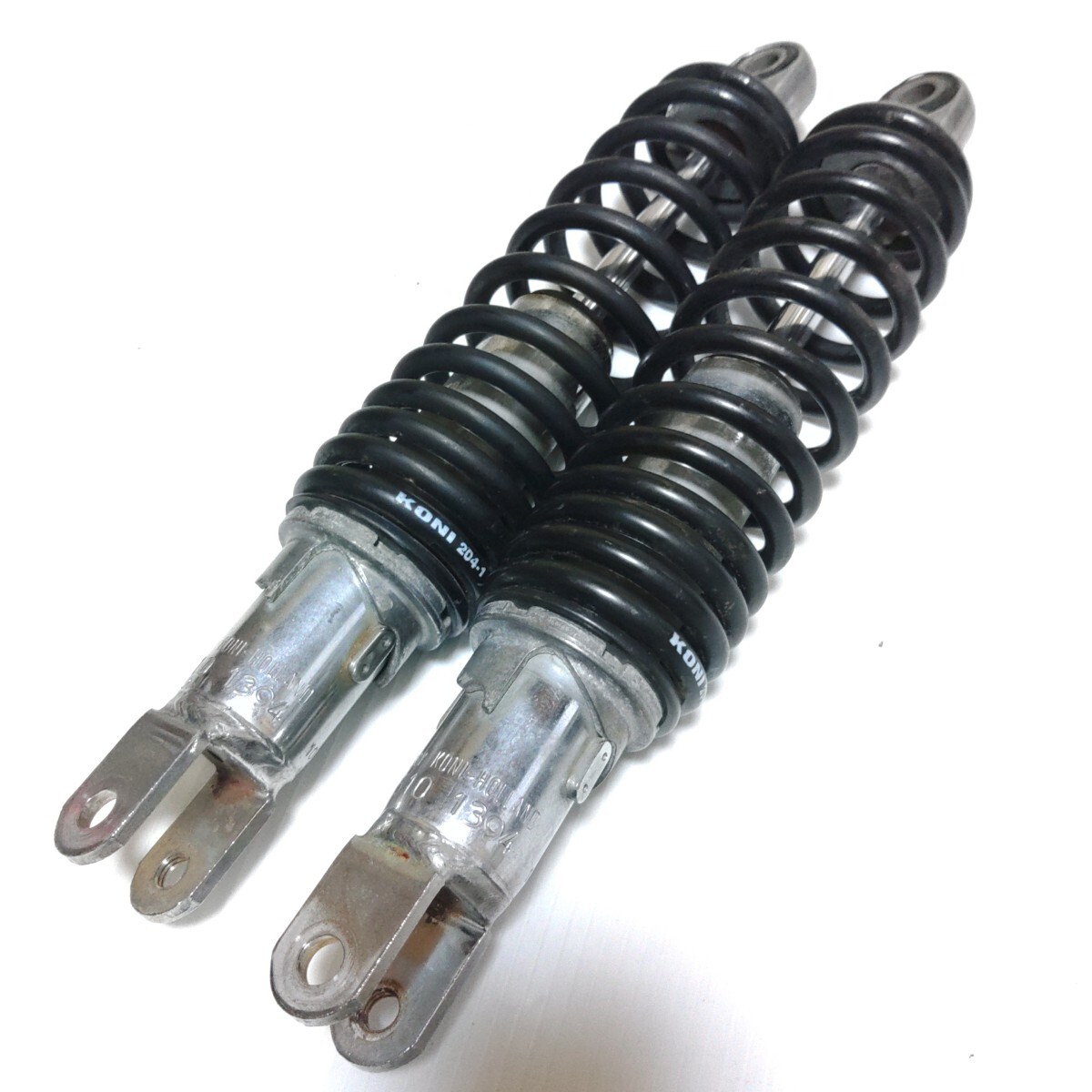 KONI（サスペンション） KONI コニー HEAVY TRACK ショックアブソーバー ミツビシ V2#/V4# パジェロ  電子制御ダンパー付車を除く お得な４本/１台分 送料無料 : ビッグラン市毛ヤフーショップ - 通販 - Yahoo!ショッピング