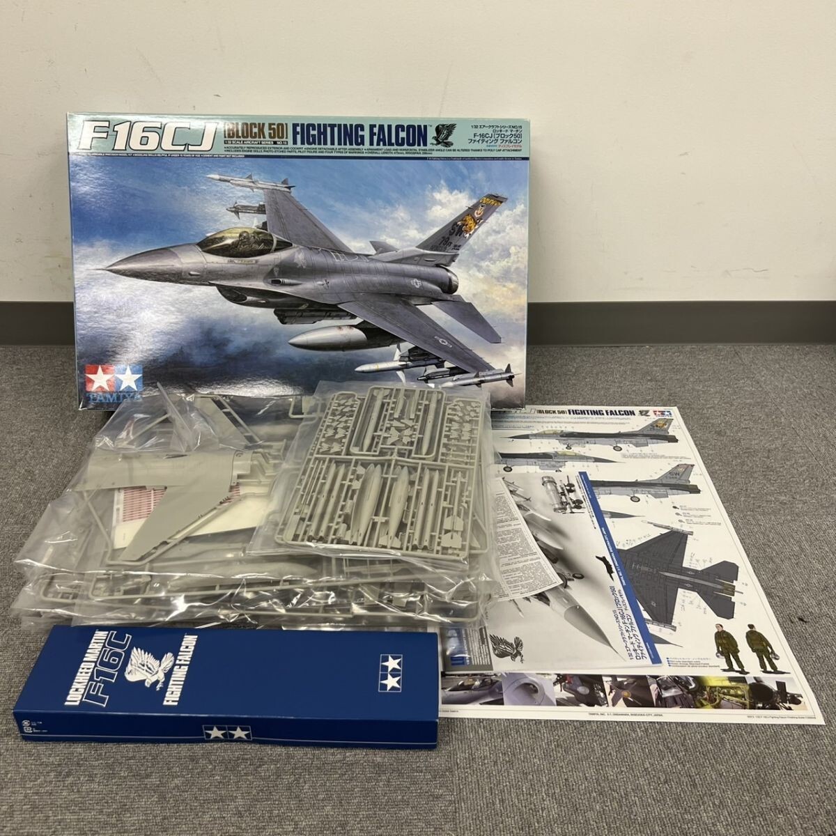 Yahoo!オークション -「1/32 f16」(航空機) (プラモデル)の落札 Yahoo!オークション -「1/32 f16」(航空機) (プラモデル)の落札