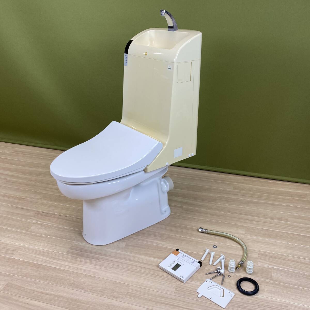 Yahoo!オークション -「toto 便器 タンク」(便器) (トイレ)の Yahoo!オークション -「toto 便器 タンク」(便器) (トイレ)の