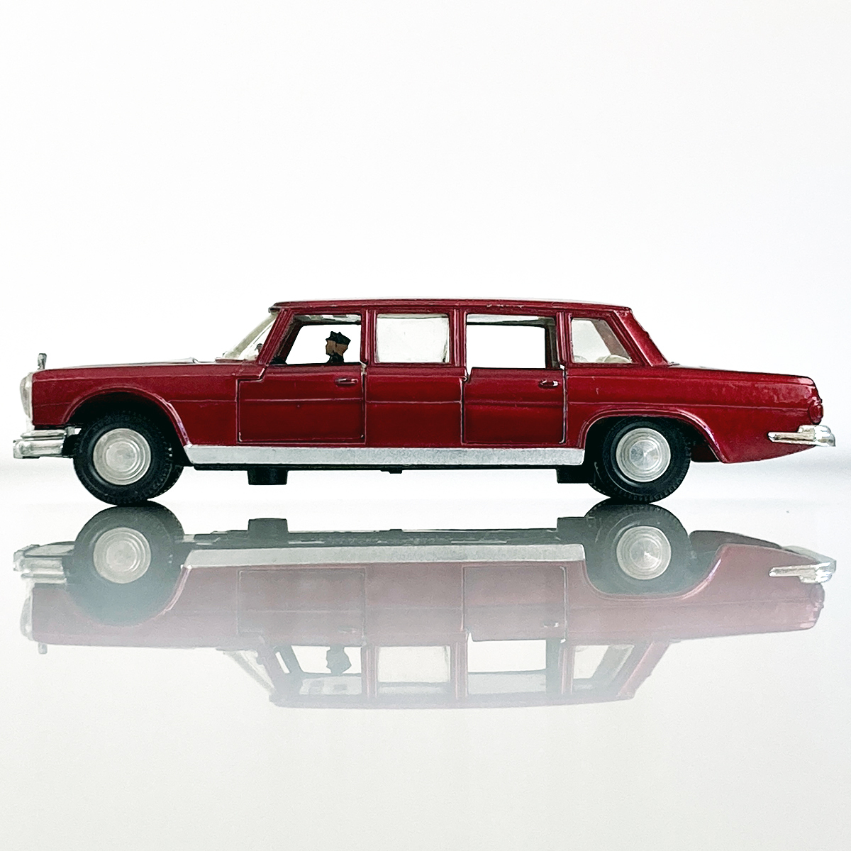 Yahoo!オークション -「dinky toys mercedes」の落札相場・落札価格