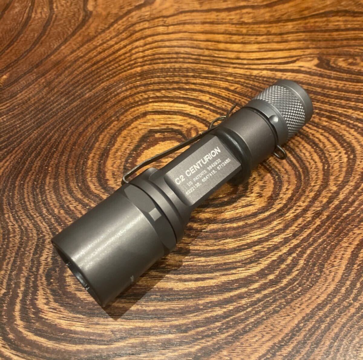 Yahoo!オークション -「surefire c2 centurion」(ハンディライト Yahoo!オークション -「surefire c2 centurion」(ハンディライト