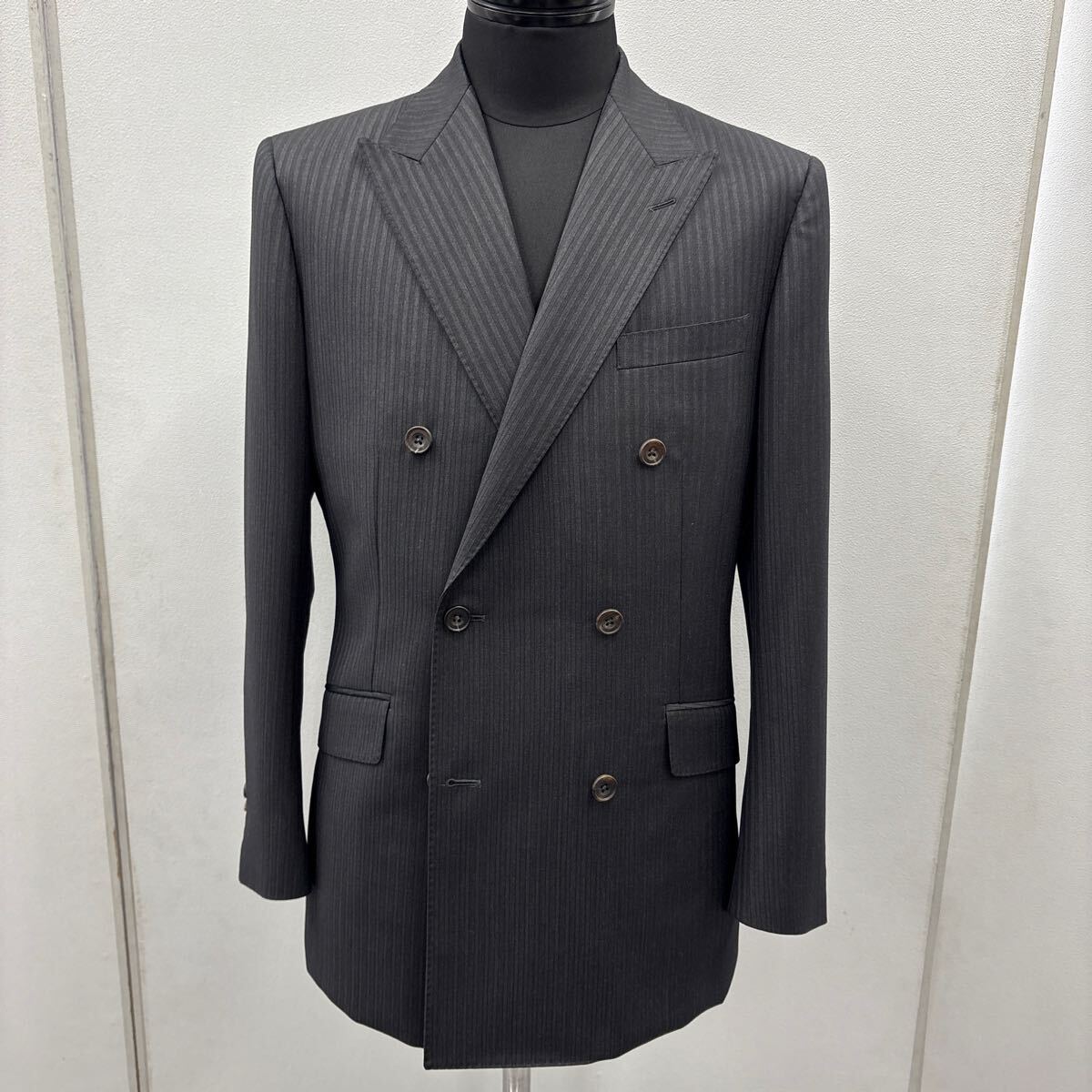 2025年最新】Yahoo!オークション - DORMEUIL(シングルスーツ 2025年最新】Yahoo!オークション - DORMEUIL(シングルスーツ