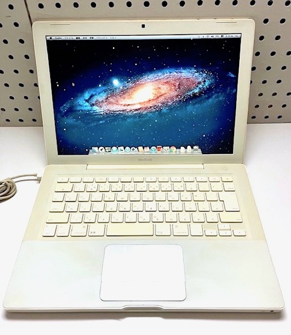 ノートPC MacBook 2007 330px-