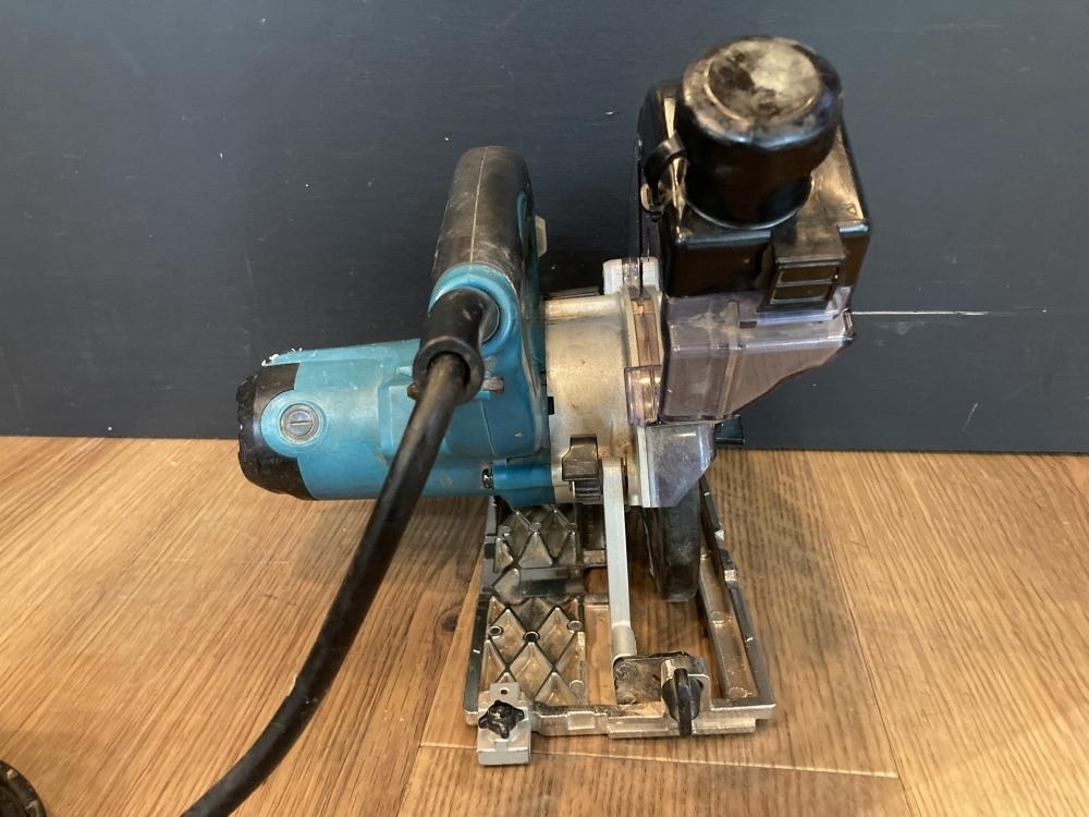 023◆ジャンク品・即決価格◆makita マキタ 125mm防じんマルノコ KS5100F コード補修あり 023◆ジャンク品・即決価格◆makita マキタ 125mm防じんマルノコ KS5100F コード補修あり