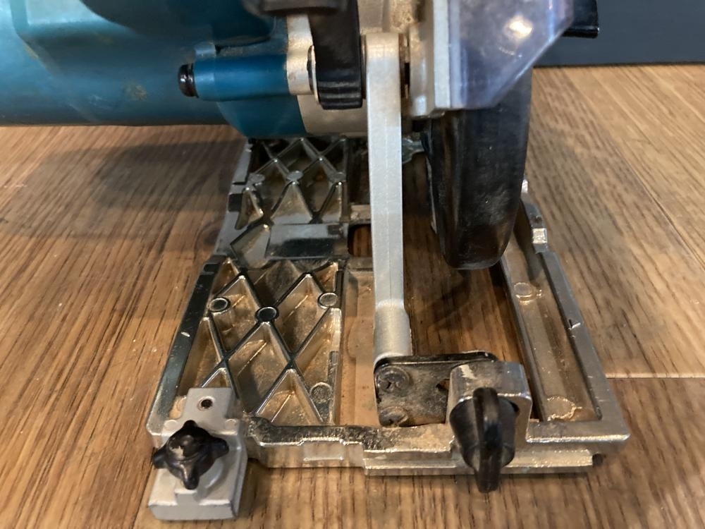 023◆ジャンク品・即決価格◆makita マキタ 125mm防じんマルノコ KS5100F コード補修あり 023◆ジャンク品・即決価格◆makita マキタ 125mm防じんマルノコ KS5100F コード補修あり