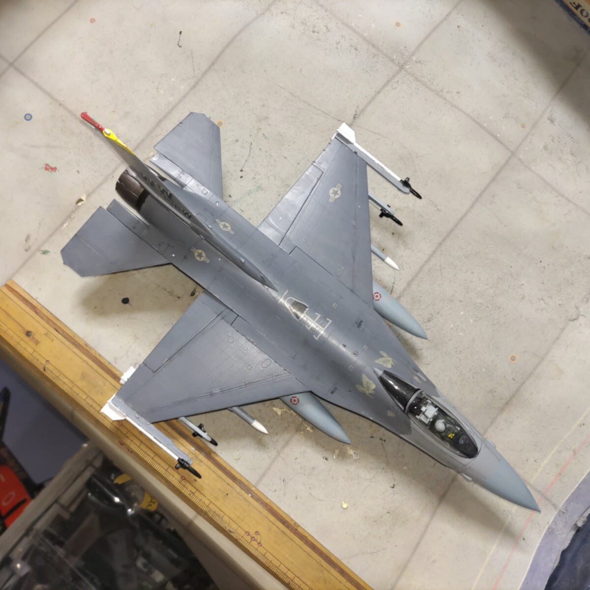 Yahoo!オークション -「f16」(完成品) (航空機)の落札相場・落札価格 Yahoo!オークション -「f16」(完成品) (航空機)の落札相場・落札価格