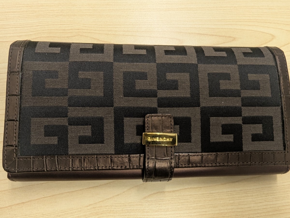 2025年最新】Yahoo!オークション -givenchy 財布の中古品・新品 2025年最新】Yahoo!オークション -givenchy 財布の中古品・新品