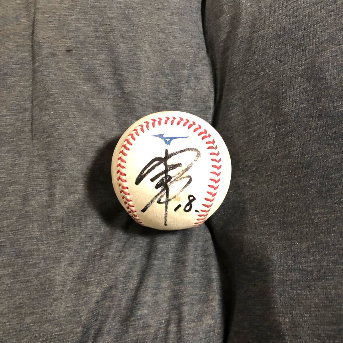 Yahoo!オークション -「山本由伸 サインボール」の落札相場 Yahoo!オークション -「山本由伸 サインボール」の落札相場