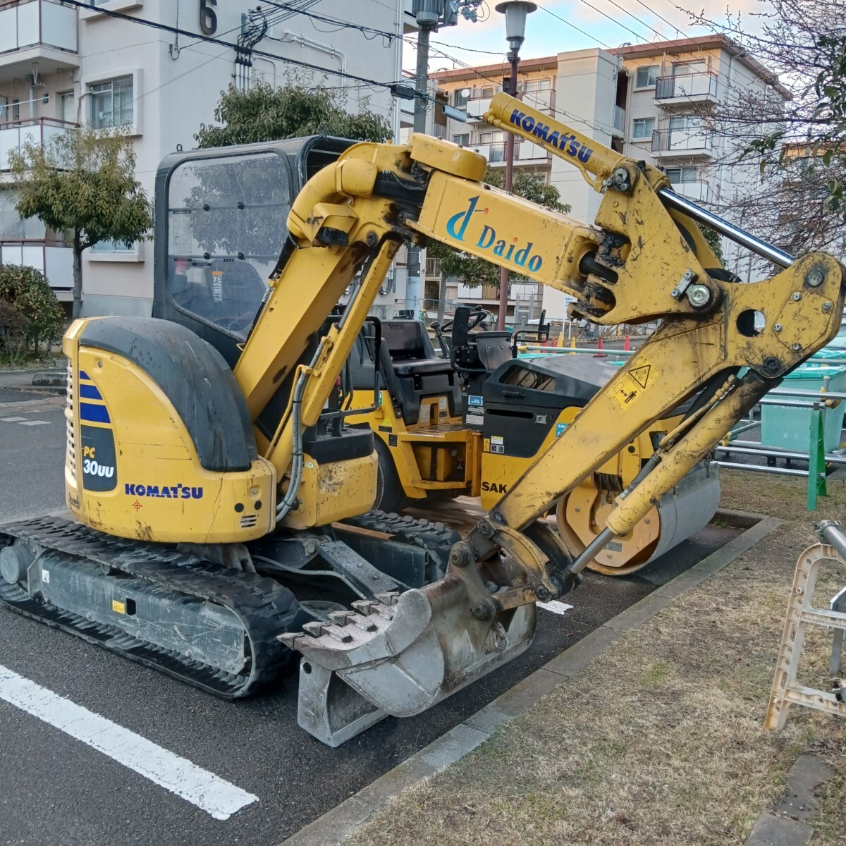 Yahoo!オークション -「コマツ ユンボ pc30」(車体) (トラック Yahoo!オークション -「コマツ ユンボ pc30」(車体) (トラック