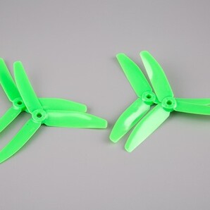 AquaPC★送料無料 BeeRotor 5x4"3 Blades Bullnose Propeller(2pairs) Green★5